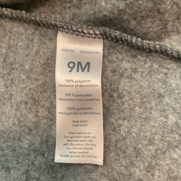 Oshkosh baby zip up jacket. Size 9 mths. - Picture 3 of 3